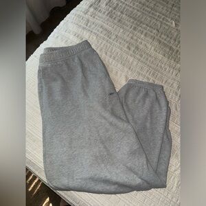Aritzia TNA sweatpants joggers in XL